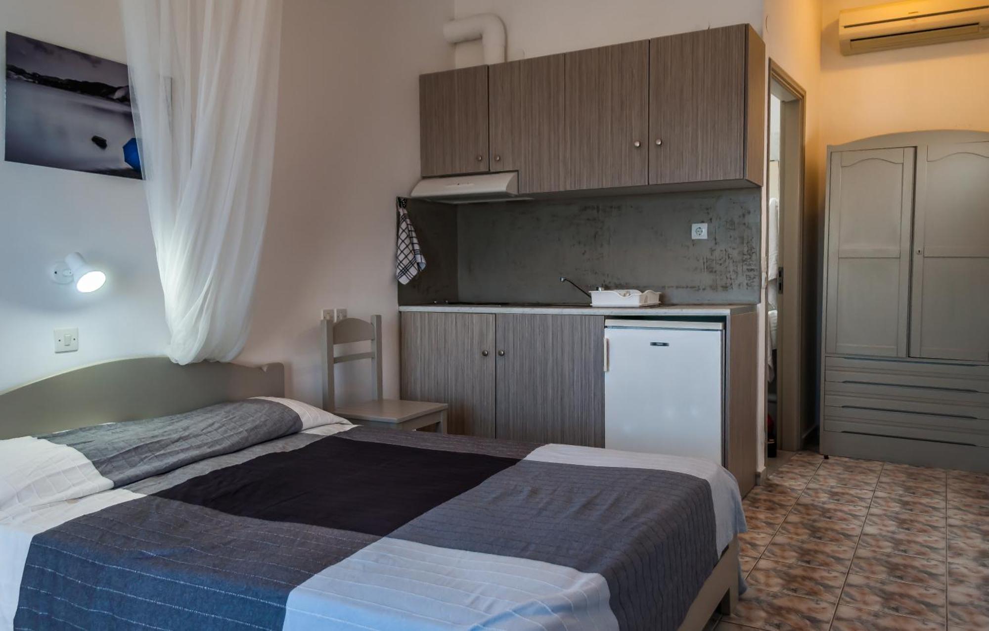Agnanti View Hotel Pachaina Екстериор снимка