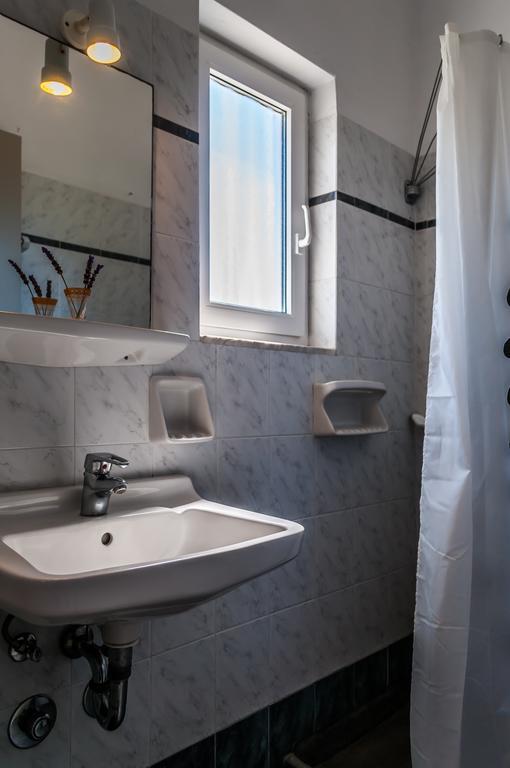 Agnanti View Hotel Pachaina Екстериор снимка